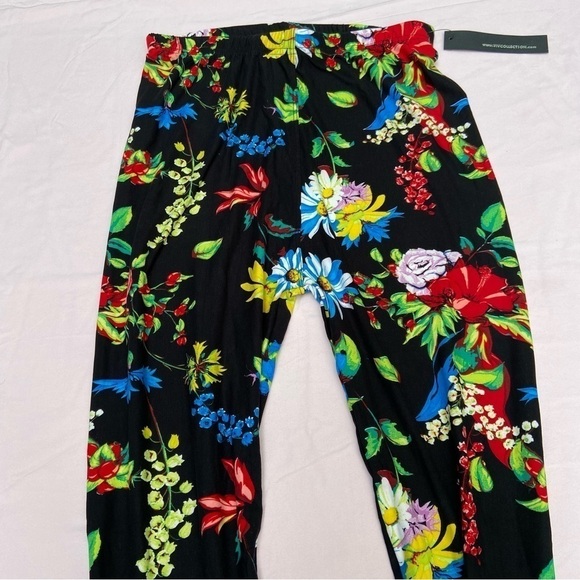 NWT Viv Collection stretch leggings. A burst of summer flowers brighten your day - Picture 7 of 7